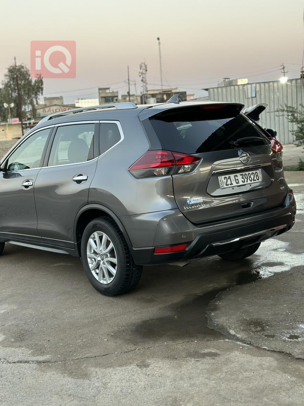 Nissan Rogue
